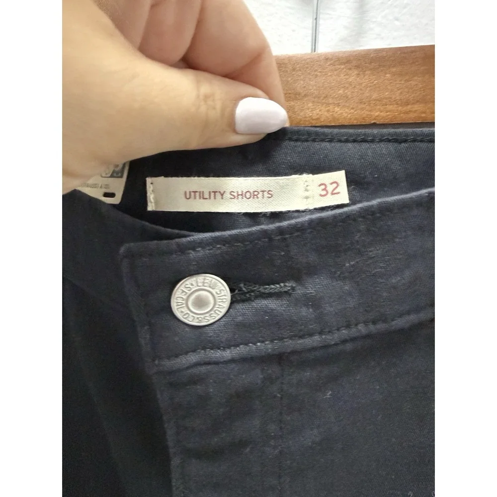 Levi's Utility Shorts Women's Size 32 Black Mid Rise Stretch Cotton NWT Levis‎